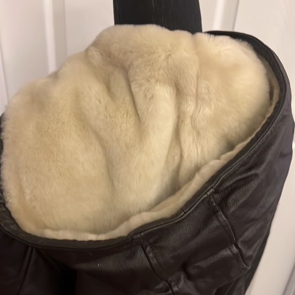 Wilson’s Leather Jacket Size Medium - Picture 2 of 3